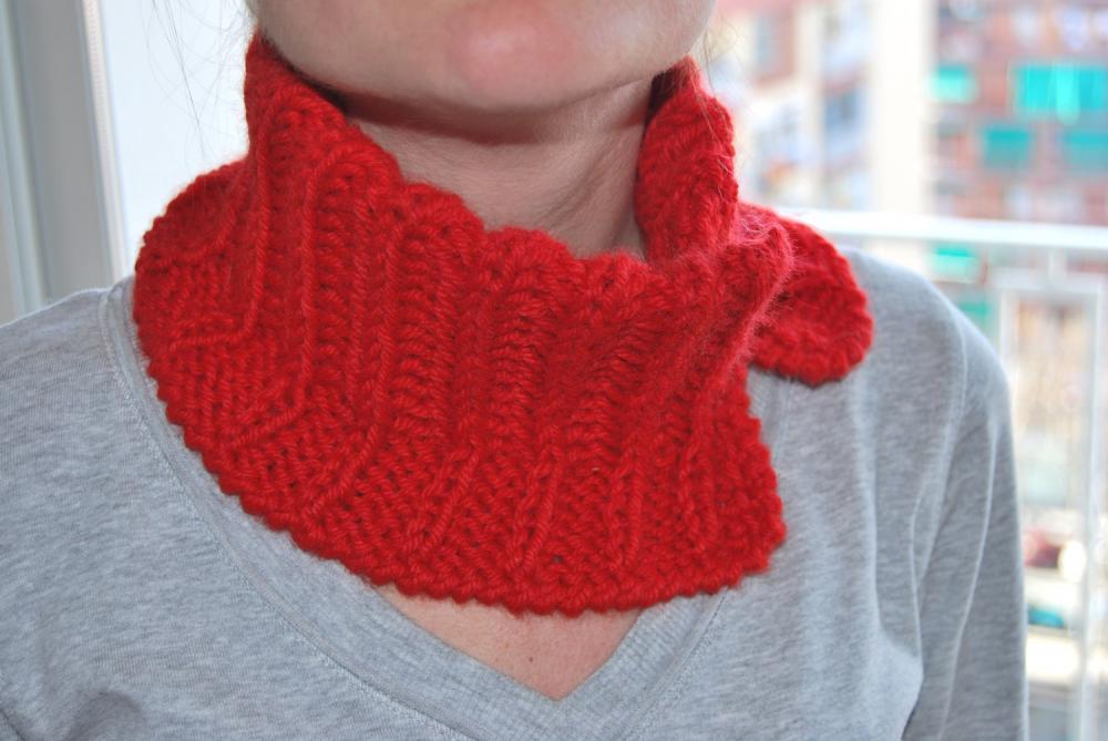 Neckwarmer Scarf Red Knit Very Soft For Winter To Use Under Your Coat. By El Rincón De La Pulga