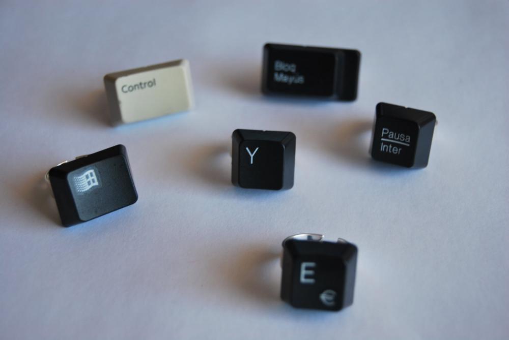 Keyboard Key Adjustable Ring- Choose The Letter Or Symbol You Prefer -recycle To Upcycle By El Rincón De La Pulga